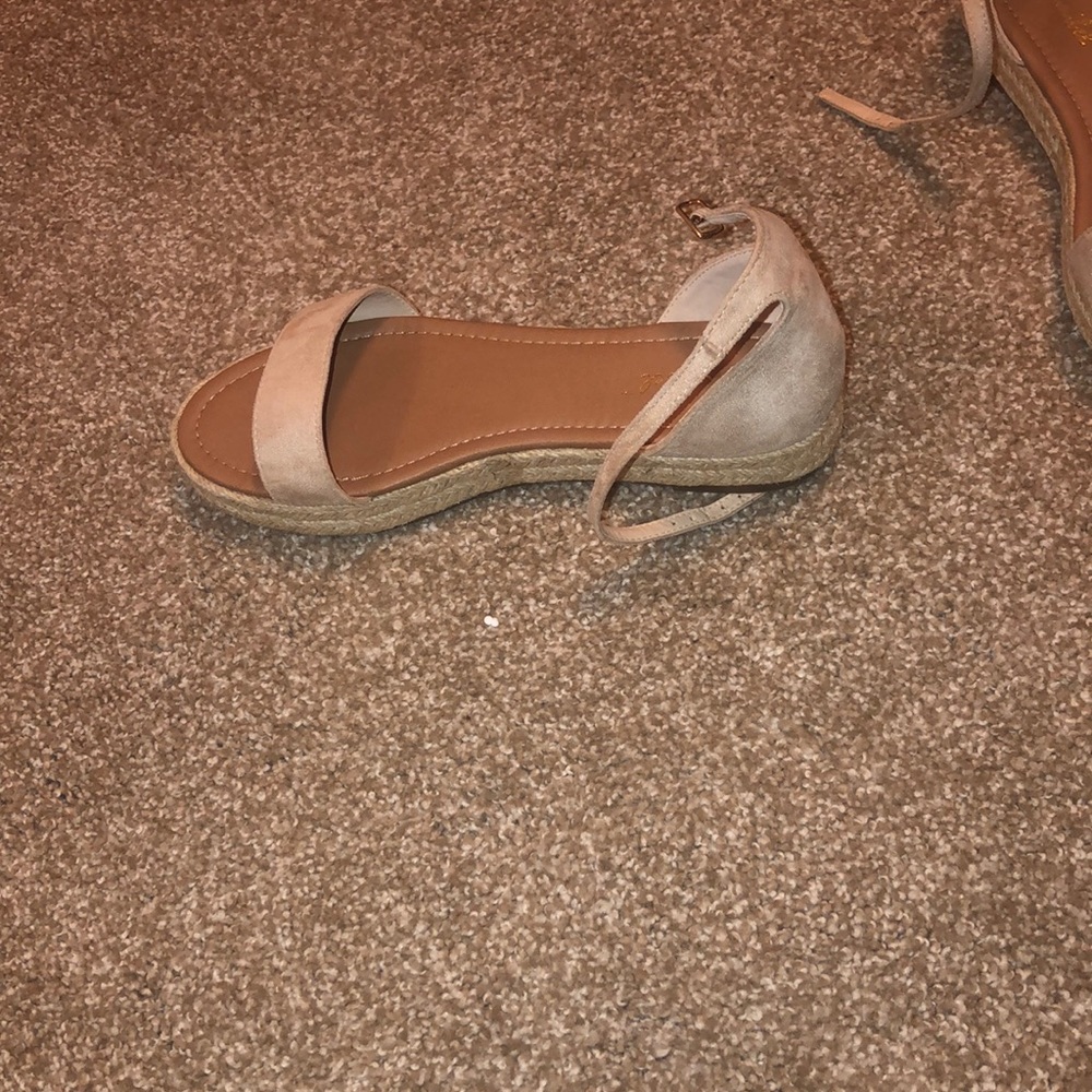 Sandals - Picture 2 of 2